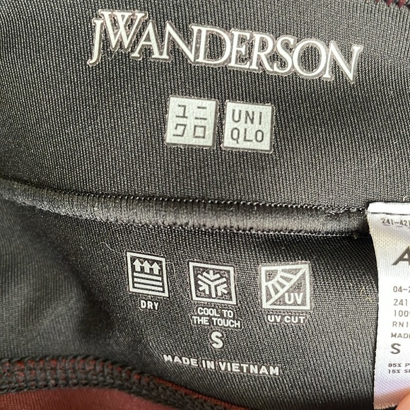 JW Anderson x Uniqlo Black and Burgundy Zipper Hem Leggings - Picture 5 of 9